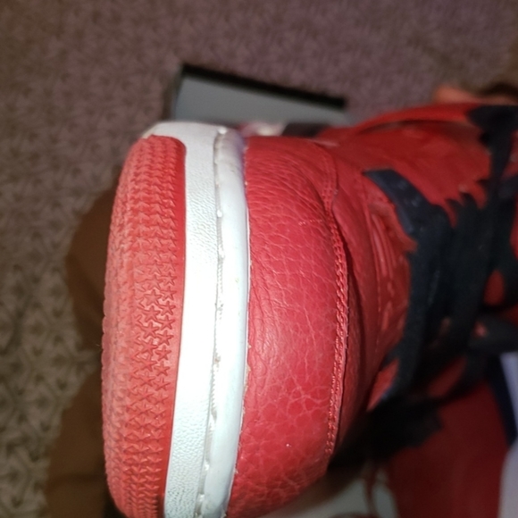 Jordan 4 FIBA - Picture 4 of 8